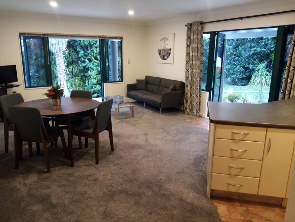 Gulf Harbour Guest House Apartment Auckland Exterior foto